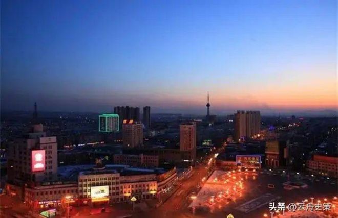 阜新，嘉宾与观众共襄盛举